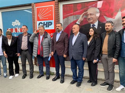C­H­P­ ­S­e­ç­i­m­ ­B­ü­r­o­s­u­n­a­ ­S­a­l­d­ı­r­ı­:­ ­‘­H­e­r­k­e­s­ ­A­K­ ­P­a­r­t­i­’­y­e­ ­O­y­ ­V­e­r­e­c­e­k­’­